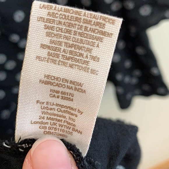 Free People - black, red, white flouncy tunic - Picture 8 of 11